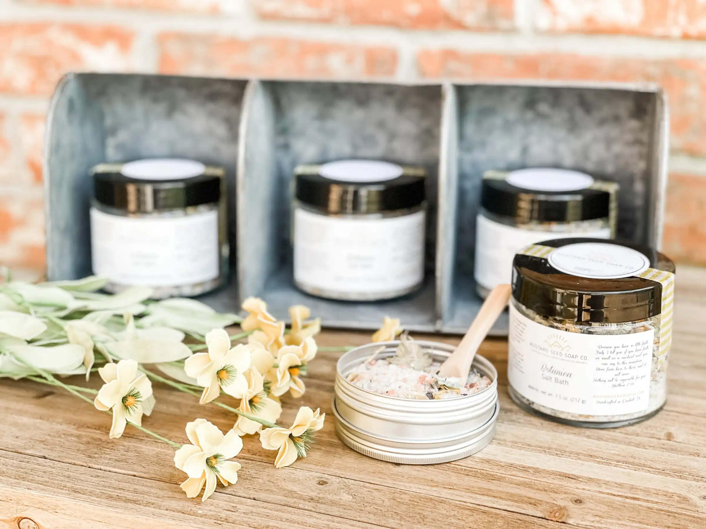 Mineral Bath Tea